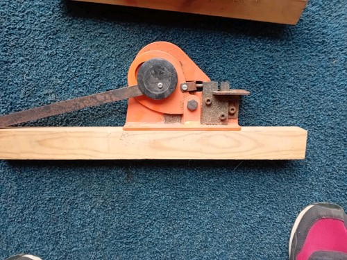 Metal hand guillotine - metal,