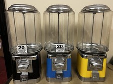 RB18 Beaver Toy Or Sweet Vending Machine Yellow Or Blue