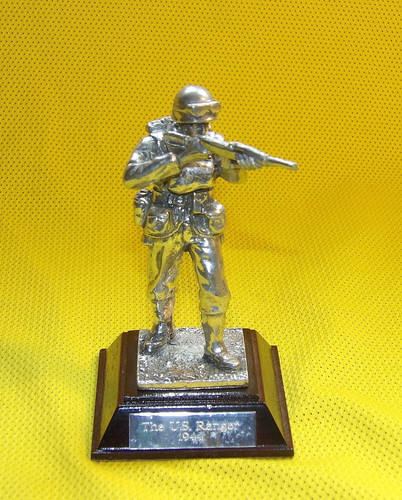 Pewter military figure - military,