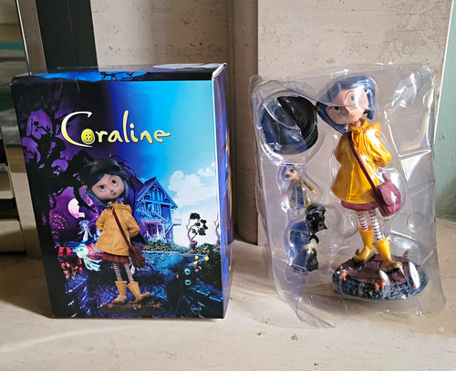 New rare coraline figures set - new,