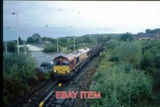 ORIGINAL 35mm SLIDE CLASS 66 LOCO NO 66182 AT TONDU 10/06