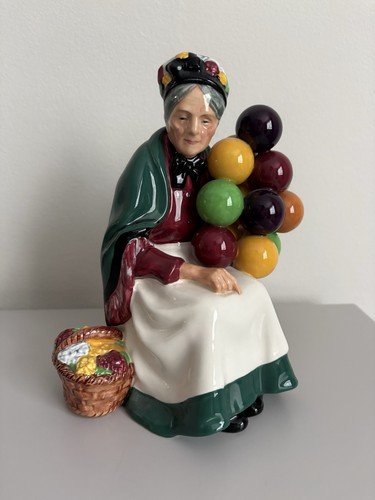 Royal doulton vintage - doulton, figurine