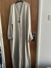 Cream Abaya Zip-Down Front