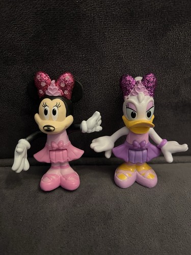 Disneys minnie mouse - disneys, daisy
