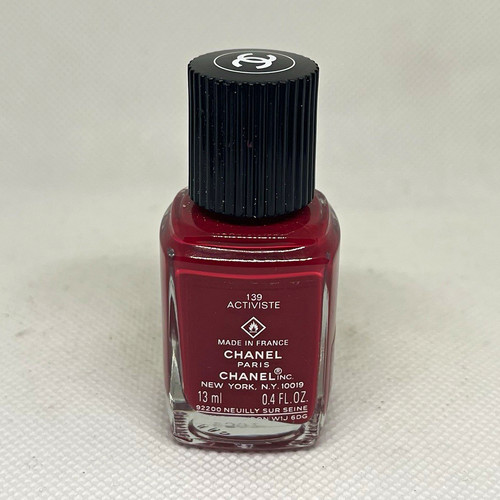 Chanel vernis nail colour - chanel,