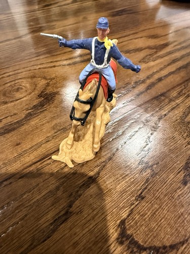 Timpo cavalry soldier - on, horse