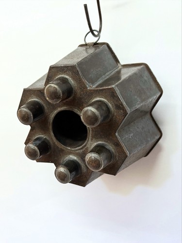 Vintage cast metal - cast,