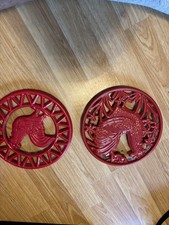 2 X Red Metal Red Rooster