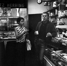 TVs Wanted Dead or Alive actor Steve McQueen his wife Neile Adams - Old Photo 3