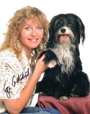 Television Autograph: LIZA GODDARD (Woof) Signed Photo