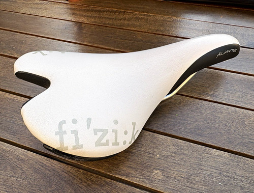 Fizik aliante ium - saddle, |