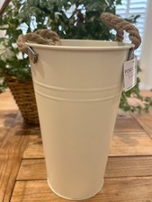 Portland cream Flower Bucket