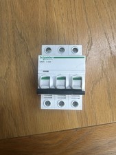 Schneider Acti 9 iC60H C MCB Minature Circuit Breaker 32A(Triple pole)