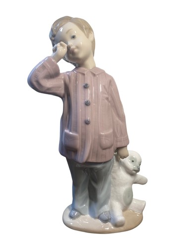 Nao porcelain figurine 1139 - nao,
