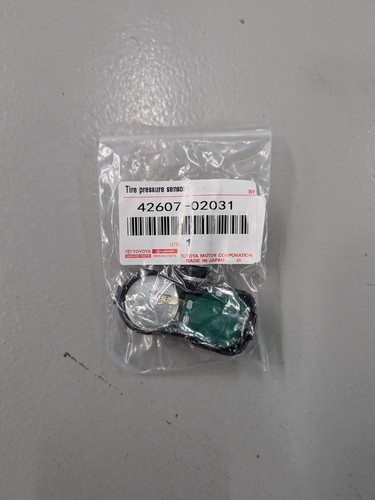 Genuine toyota lexus tyre - toyota,