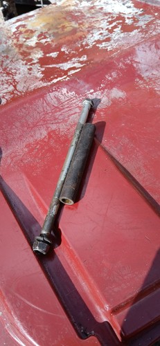 Yamaha dt50mx swingarm spindle - yamaha,