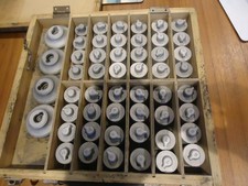 BEAUTIFUL ADJUSTABLE CNC MILLING RISER JACK STAND OFF PARALLEL POSITIONAL SET