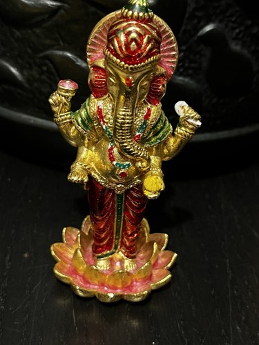 Hindu worship statue home - statue/,