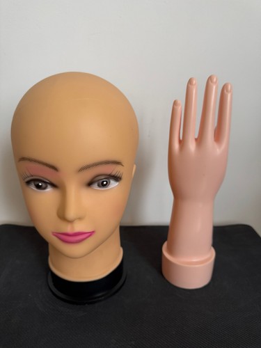 Female mannequin head and