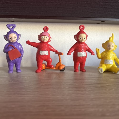 Teletubbies family figurines - teletubbies,
