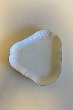 Royal Copenhagen Tradition