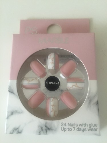 Blushing marble false - marble, nails