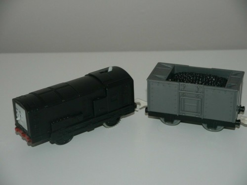 Thomas trackmaster diesel - thomas,