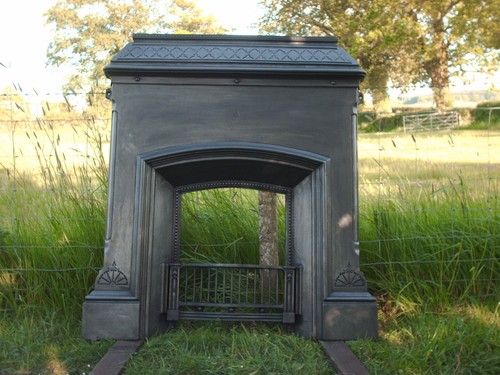 Large antique victorian cast - antique,
