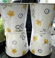 Set Of 4 Metal Flowers Pots