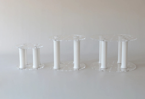 Carousel column cake separator - column,