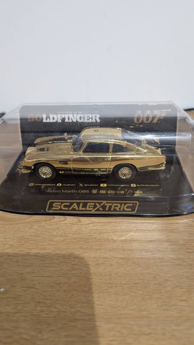 Scalextric james bond - james,