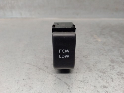 251431ca0a switch niles - /,