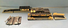 Vintage Hornby Dublo Platforms, Station Houses & Level Crossing Metal