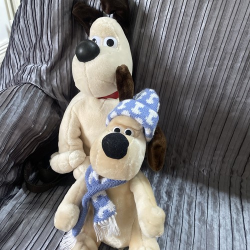 Pair wallace gromit plush - of,