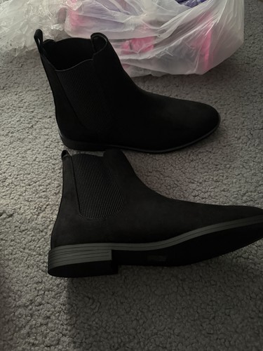 Woman black boots size - black,