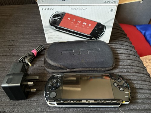 Sony psp 3000 - piano, black