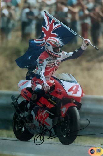 Mick doohan signed moto - signed,
