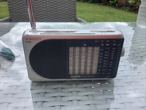 Roberts r9962 portable world - roberts,