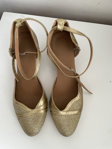 Gold dance shoe - ballroom,