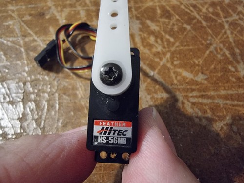Hitec hs56hb karbonite - hitec, feather