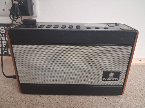 Roberts r737 portable radio - r737,
