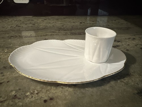 Vintage shelley dainty white - vintage,