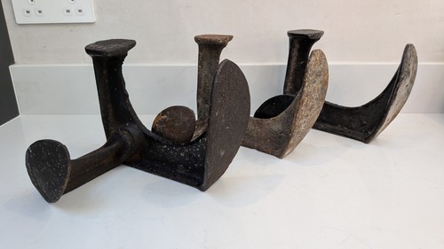 Set matching antique - antique, cast