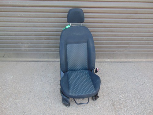 Ford fiesta seat drivers right - ford,