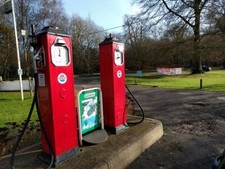 Photo Petrol Pump - Old petrol