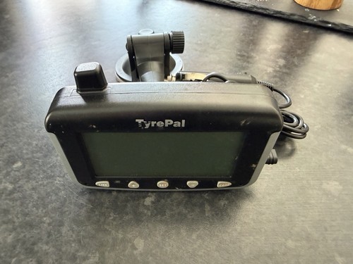 Caravan tyre pal - caravan, monitor