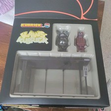 Kaws Kubrick Bus Stop Medicom