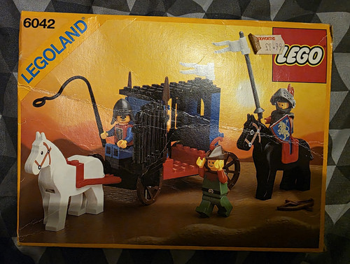 Lego castle 6042 dungeon - lego,