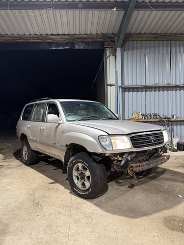 Breaking toyota land cruiser - breaking,
