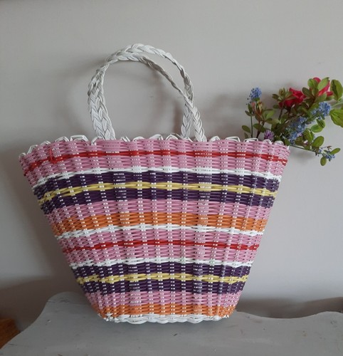 Vintage woven retro shopping - woven,